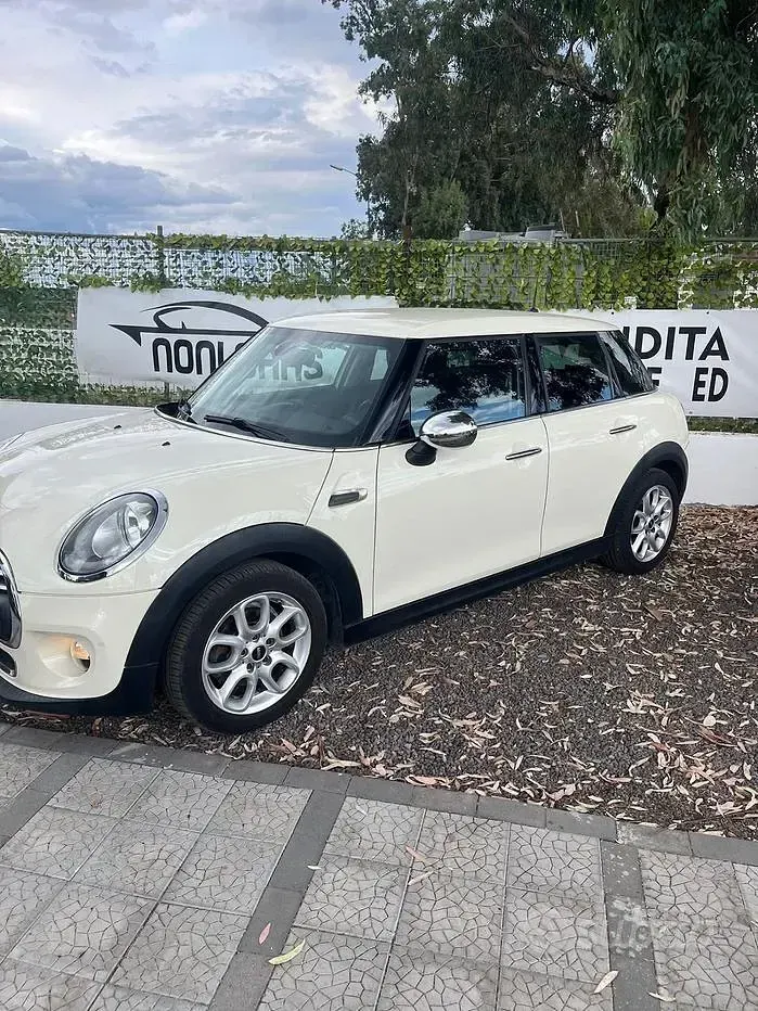 Usata Mini One D 116 CV (85 kW) 2014 Beige Utilitaria