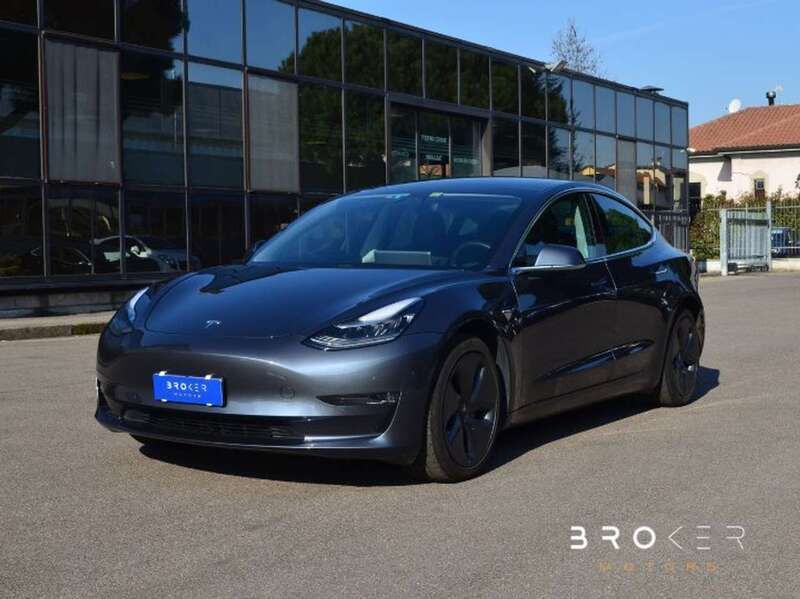 Grigio Usata 2019 Tesla Model 3 Performance Tre volumi | 25.990 € (Ottimo prezzo) - Immagine 1/4