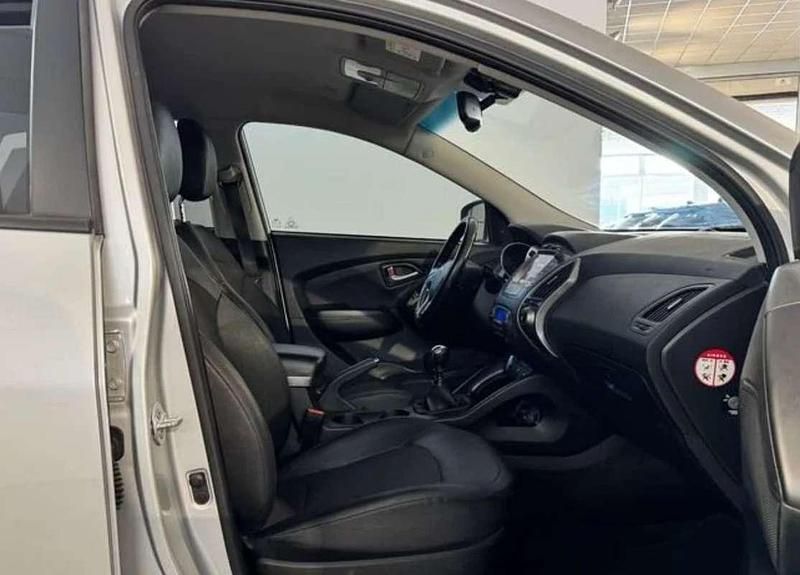 Usata Hyundai ix35 Xpossible 116 CV (85 kW) 2014 Argento SUV