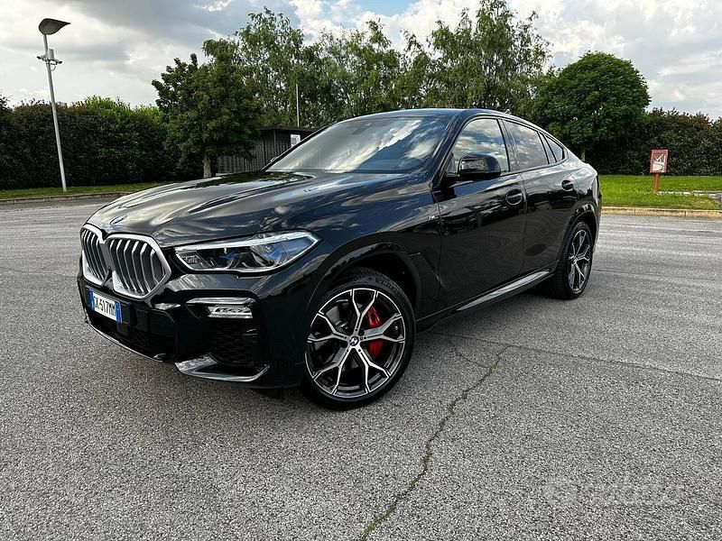 Nero Usata 2021 BMW X6 M Sport SUV | 55.499 € (Super prezzo) - Immagine 1/4