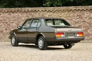 Usata Alfa Romeo Alfetta 131 CV (96 kW) 1984 Marrone Berlina