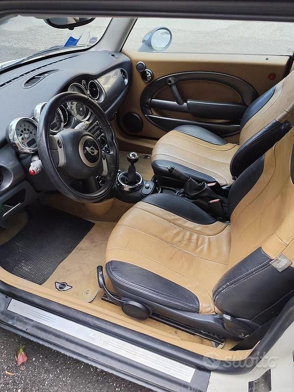 Usata Mini Cooper 2005 Bianco Utilitaria