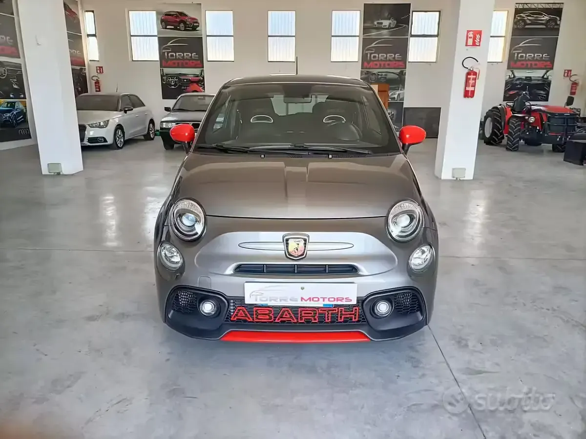 Usata Abarth 595 145 CV (106 kW) 2021 Grigio Berlina