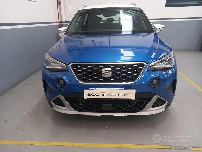 Usata Seat Arona Xperience 110 CV (80 kW) 2023 Blu SUV