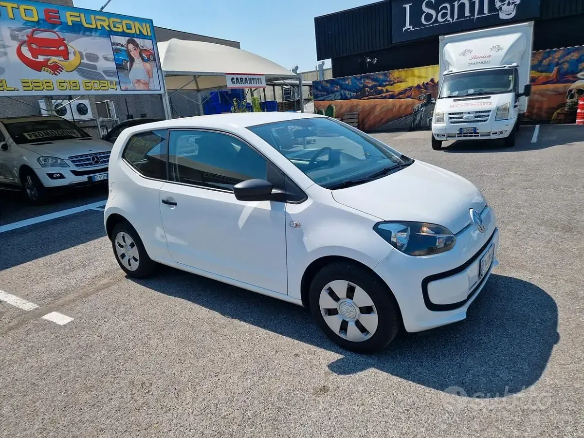 Usata VW up! Move 60 CV (44 kW) 2014 Bianco Utilitaria
