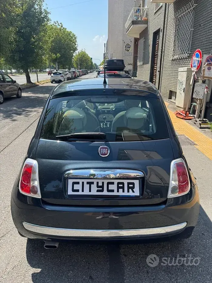 Usata Fiat 500 Lounge 69 CV (50 kW) 2008 Blu Utilitaria
