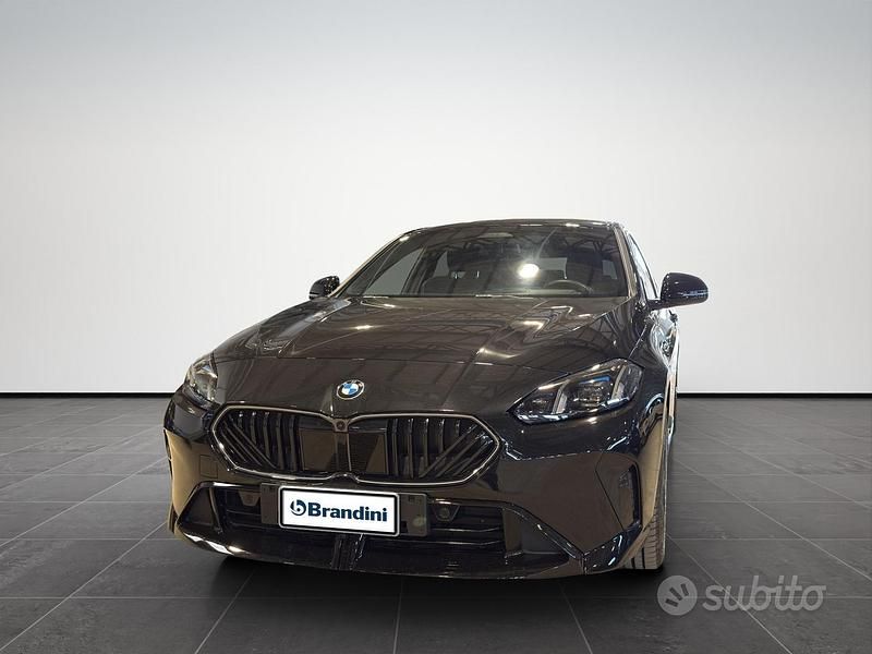 Usata BMW 118 M Sport 150 CV (110 kW) 2024 Black sapphire met. Utilitaria