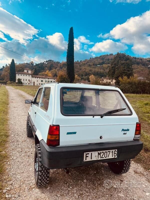 Bianco Usata 1992 Fiat Panda 4x4 Trekking Due volumi | 6500 € - Immagine 1/4