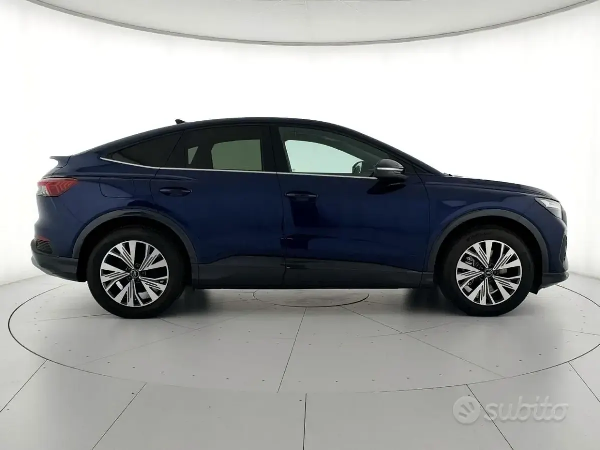 Usata Audi Q4 Sportback e-tron Advanced 69 kW (95 CV) 2023 Blu SUV