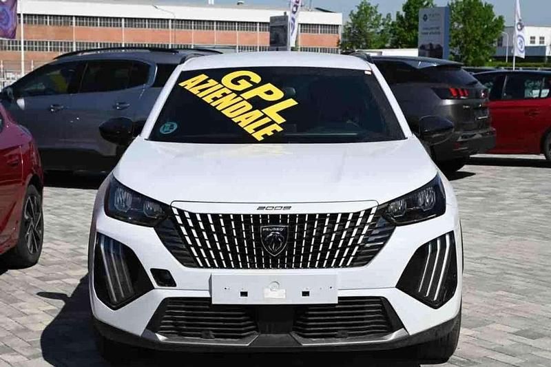 Occasion Peugeot 2008 Allure 101 PK (74 kW) 2025 Wit SUV