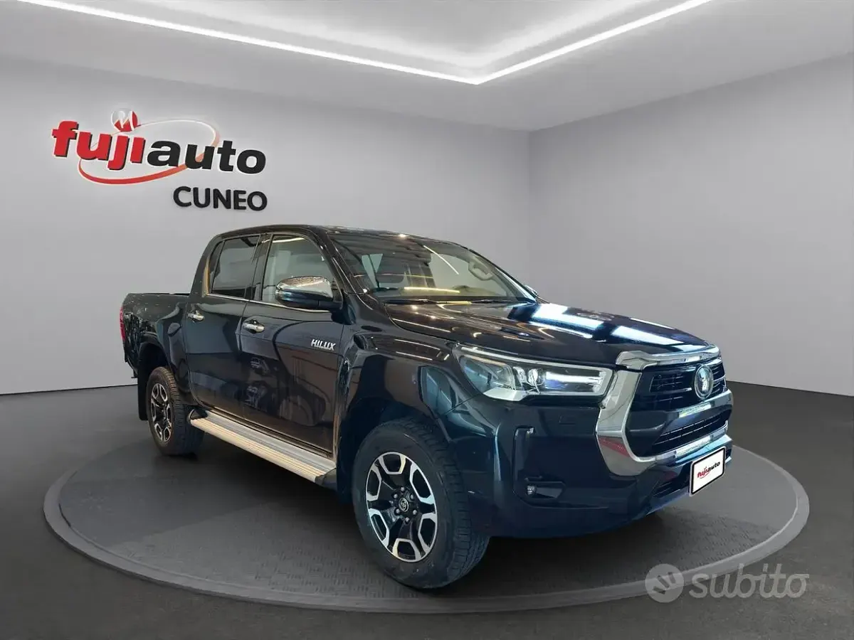Nuova Toyota HiLux Executive 204 CV (150 kW) 2026 Nero Pick-up