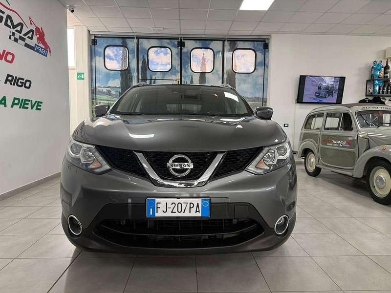Usata Nissan Qashqai N-Connecta 110 CV (80 kW) 2017 Grigio SUV