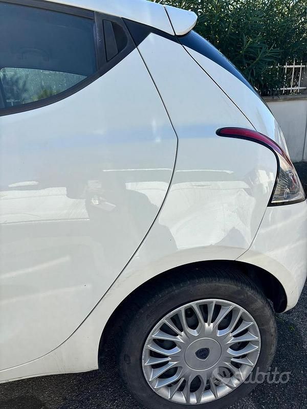 Usata Lancia Ypsilon 2016 Utilitaria