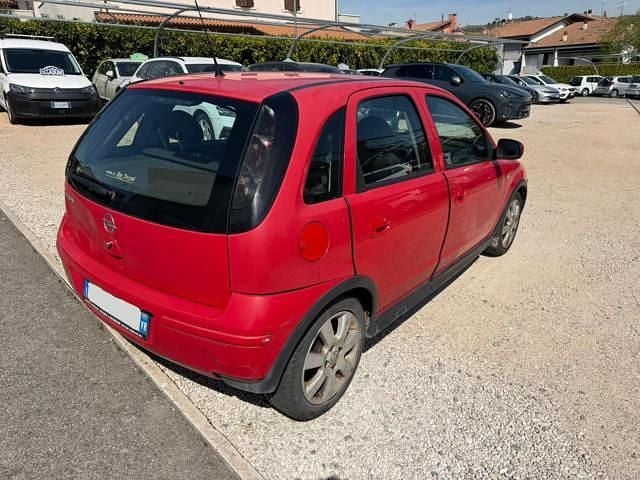 Usata Opel Corsa 2006 Rosso Utilitaria