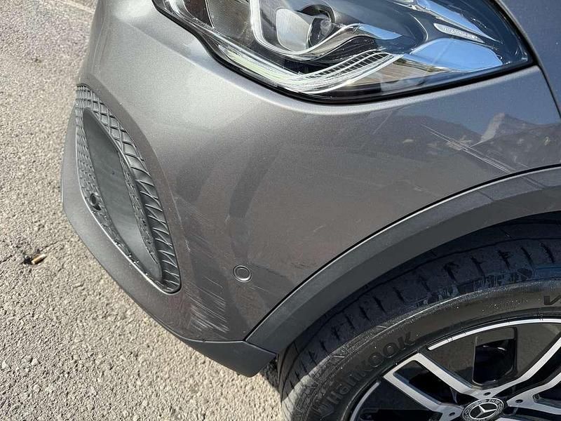 Usata Mercedes GLA200 Premium 150 CV (110 kW) 2020 Grigio SUV