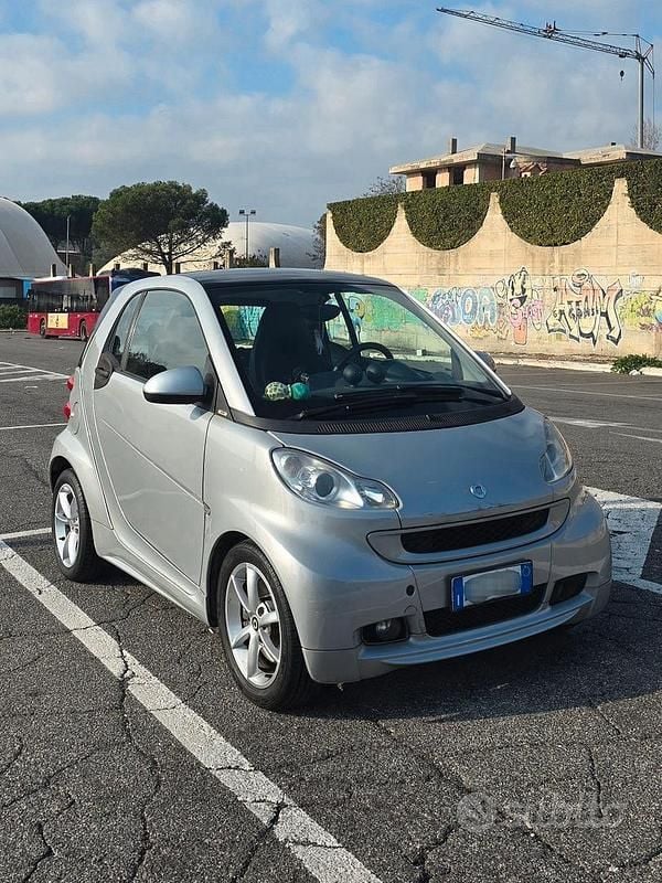 Grigio Usata 2012 Smart ForTwo Coupé Pulse Coupé | 5300 € (Buon prezzo) - Immagine 1/4