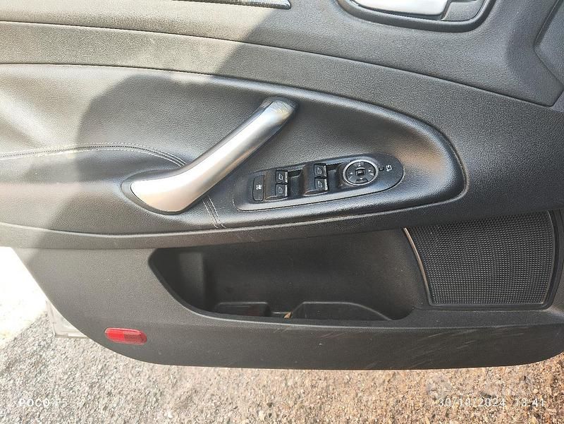 Usata 2010 Ford Mondeo Station wagon | 3000 € (Ottimo prezzo) - Immagine 1/4