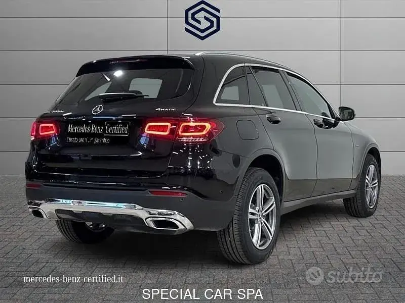 Usata Mercedes GLC300 194 CV (142 kW) 2022 Nero SUV