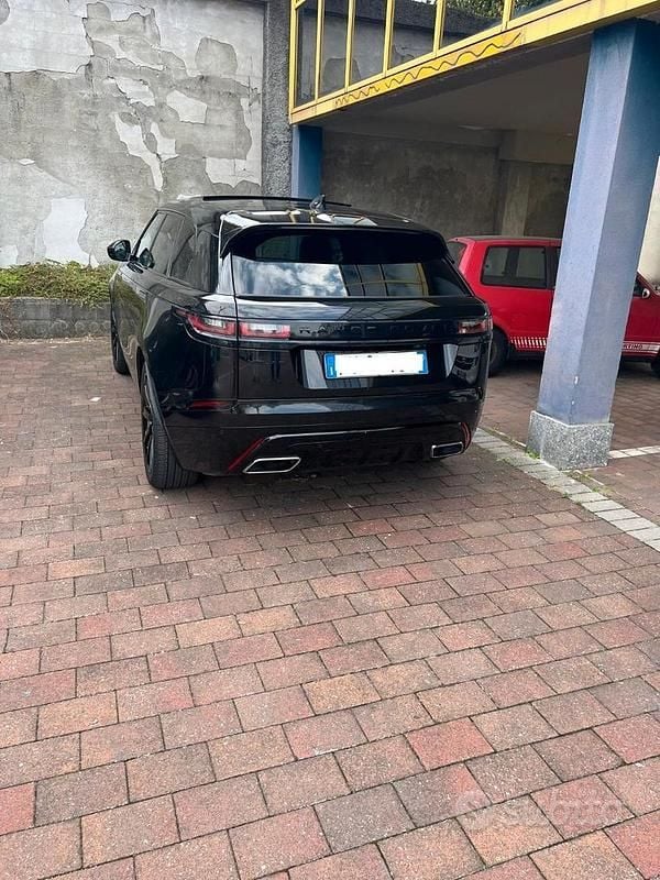 Usata Land Rover Range Rover Velar R-Dynamic 300 CV (220 kW) 2019 Nero SUV