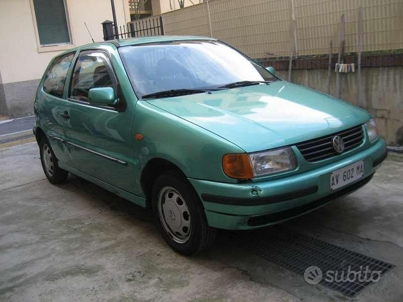 Usata VW Polo 50 CV (36 kW) 1997 Verde Berlina