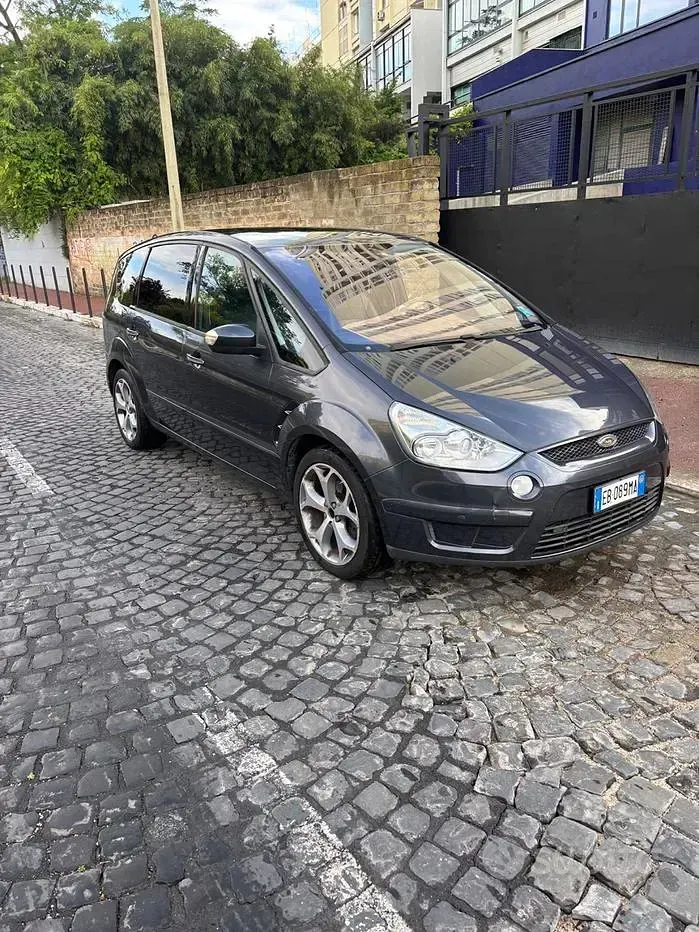 Usata Ford S-MAX S 163 CV (119 kW) 2010 Grigio Monovolume
