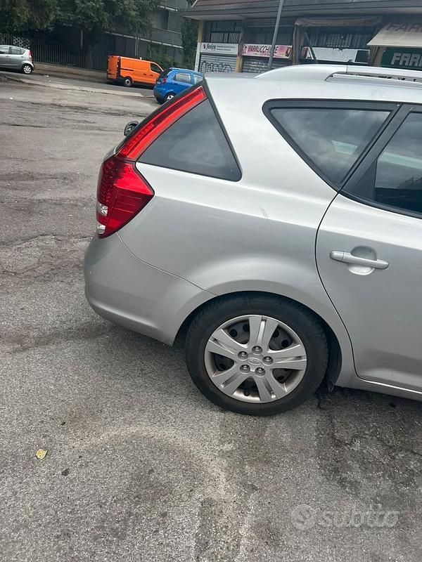 Occasion Kia Ceed 109 PK (80 kW) 2011 Grijs Hatchback