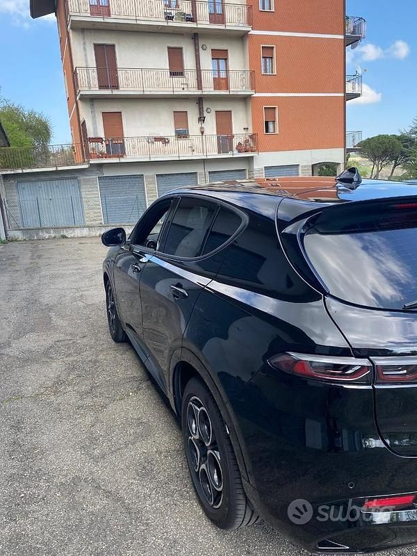 Usata Alfa Romeo Tonale Sprint 131 CV (96 kW) 2024 Nero SUV