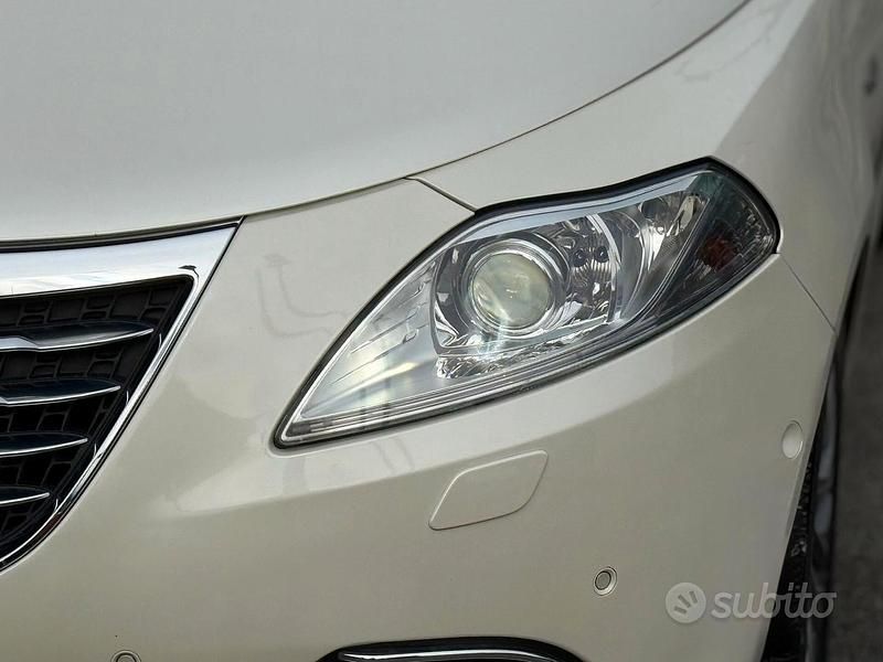 Usata Lancia Ypsilon S 69 CV (50 kW) 2011 Bianco Utilitaria