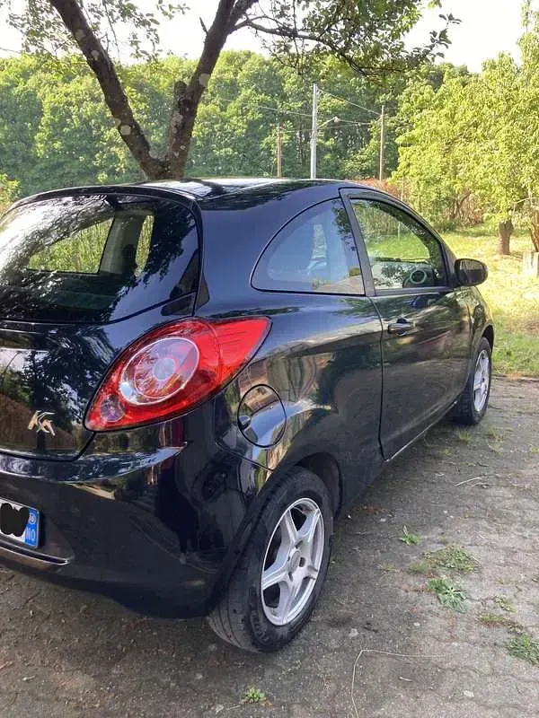 Usata Ford Ka 69 CV (50 kW) 2010 Nero Utilitaria