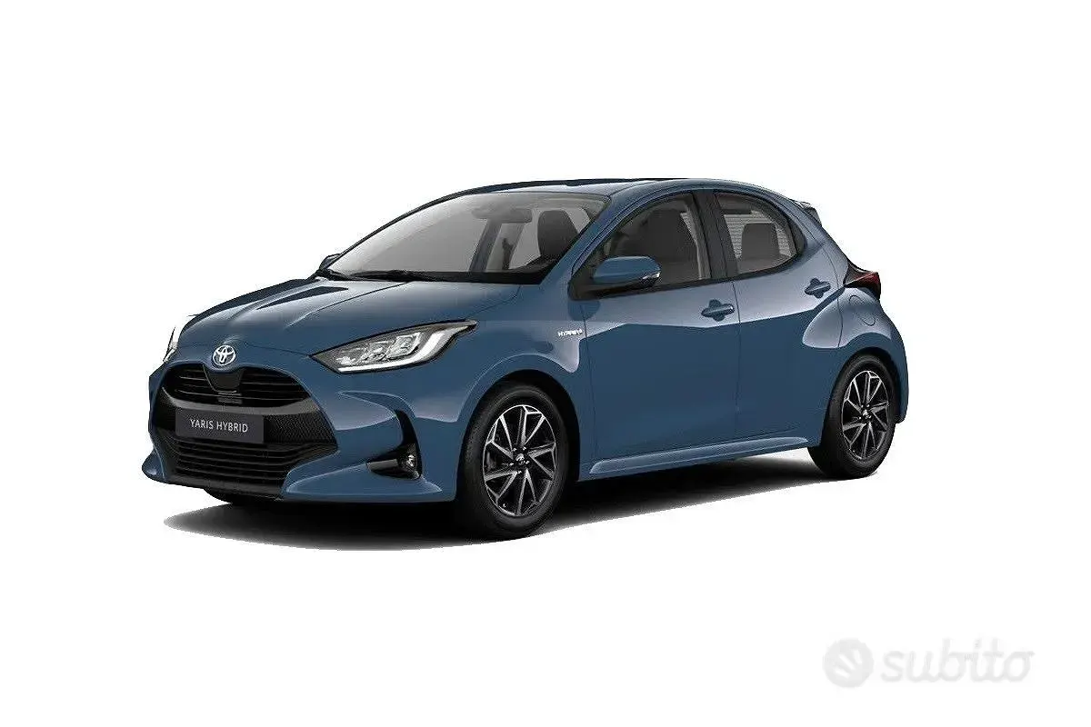 Nuova Toyota Yaris Hybrid Lounge 2026 Blu Berlina