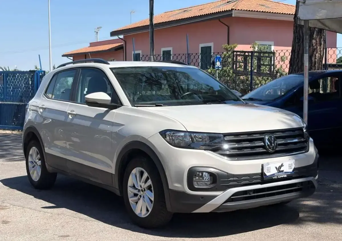 Usata VW T-Cross Style 110 CV (80 kW) 2024 Grigio SUV