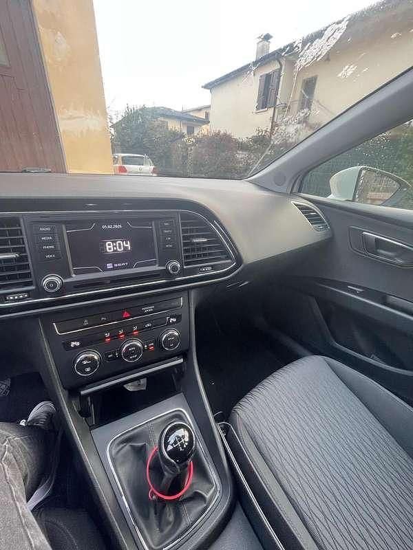 Usata Seat Leon Style 105 CV (77 kW) 2013 Berlina