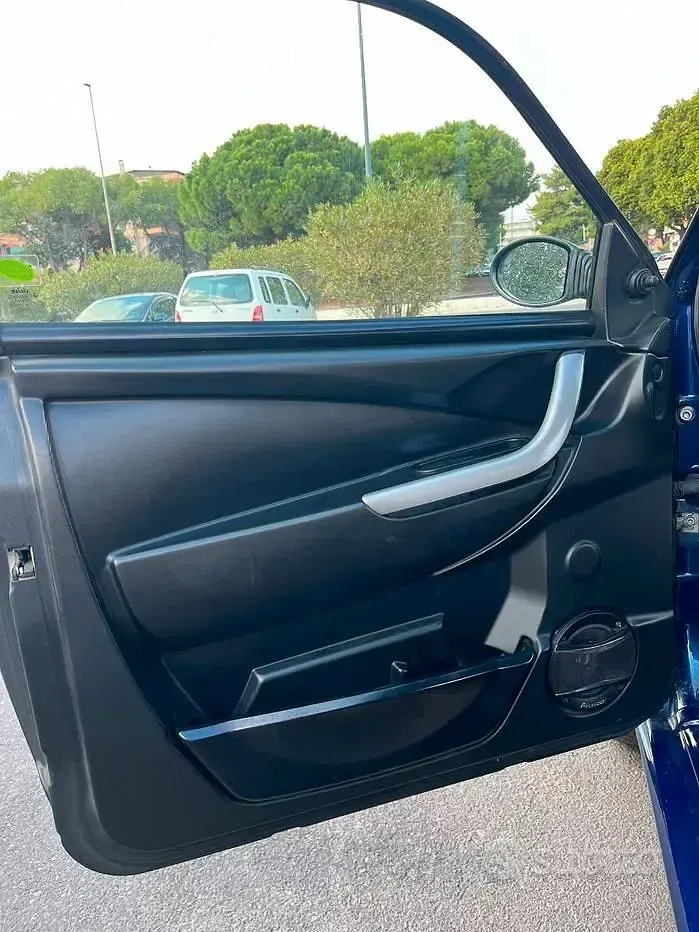 Usata Ligier JS50 2019 Bluazzurro Utilitaria