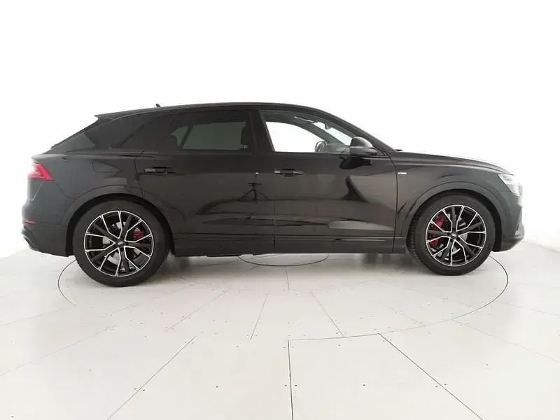 Usata Audi Q8 Sport 340 CV (250 kW) 2022 Nero SUV