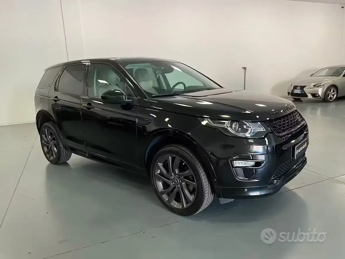 Usata Land Rover Discovery 5 HSE 150 CV (110 kW) 2017 Nero SUV