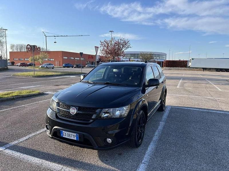 Usata Fiat Freemont Urban 170 CV (125 kW) 2014 SUV