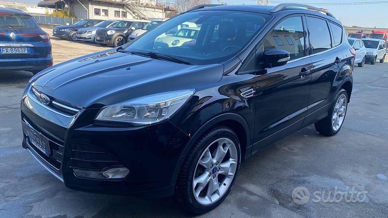 Usata Ford Kuga Business Edition 140 CV (102 kW) 2014 Nero SUV