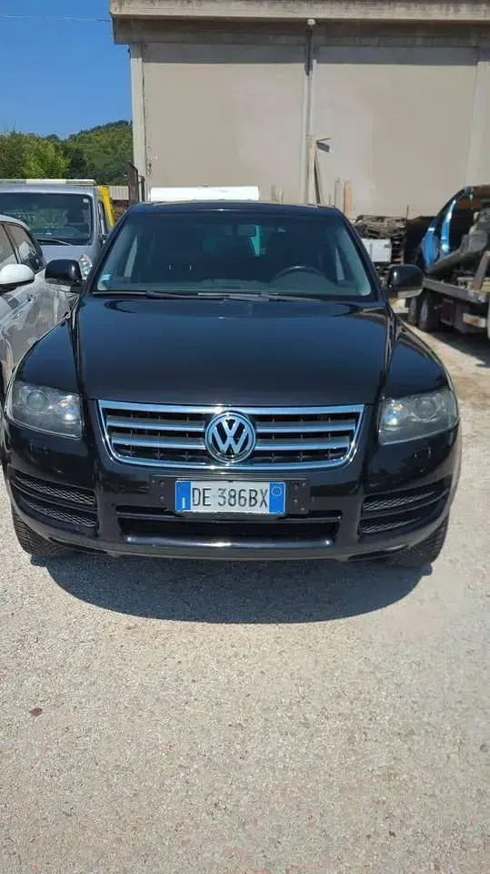 Usata VW Touareg Exclusive 224 CV (164 kW) 2006 Nero SUV