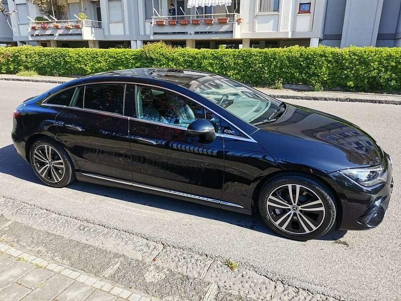 Usata Mercedes EQE300 Premium 108 kW (148 CV) 2024 Nero Berlina