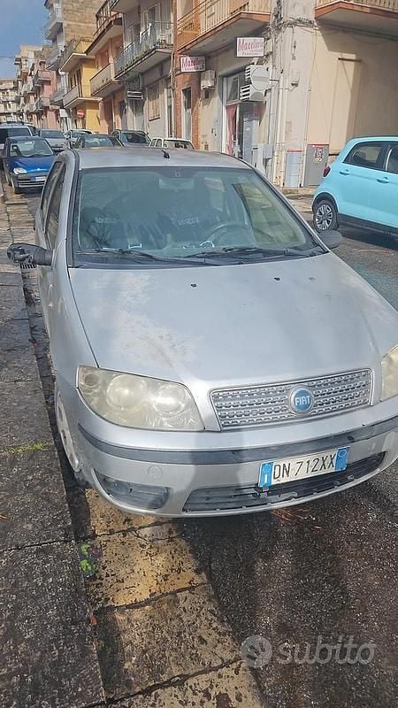 Usata Fiat Punto 2008 Grigio Berlina