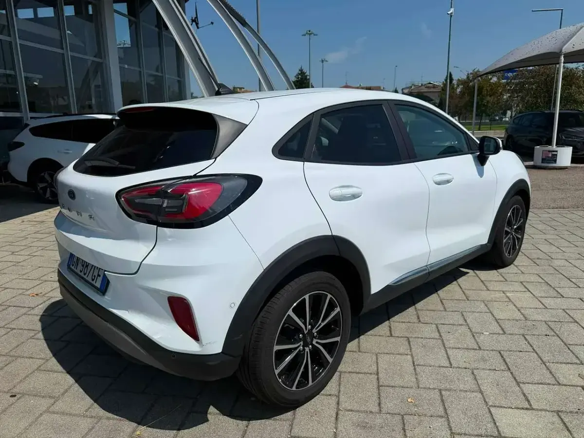 Usata Ford Puma Titanium S 125 CV (91 kW) 2023 Bianco SUV