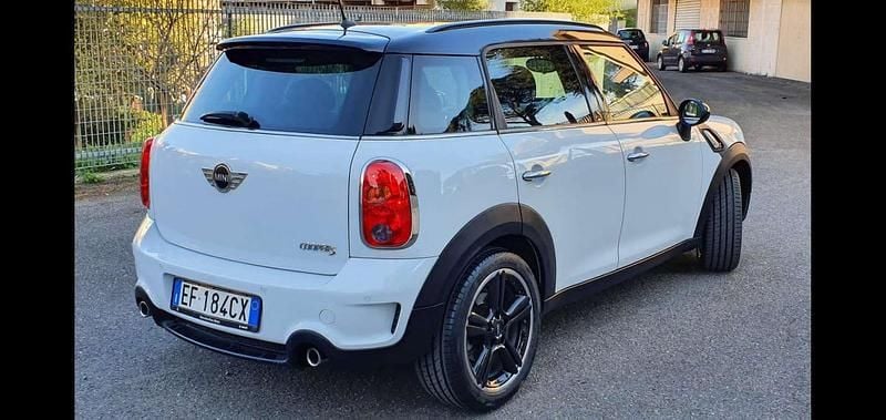 Usata Mini Cooper S Countryman 184 CV (135 kW) 2010 Bianco SUV