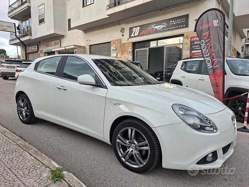 Usata Alfa Romeo Giulietta 120 CV (88 kW) 2016 Bianco Utilitaria