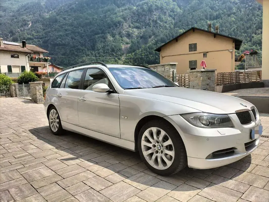 Usata BMW 330 231 CV (169 kW) 2006 Station wagon