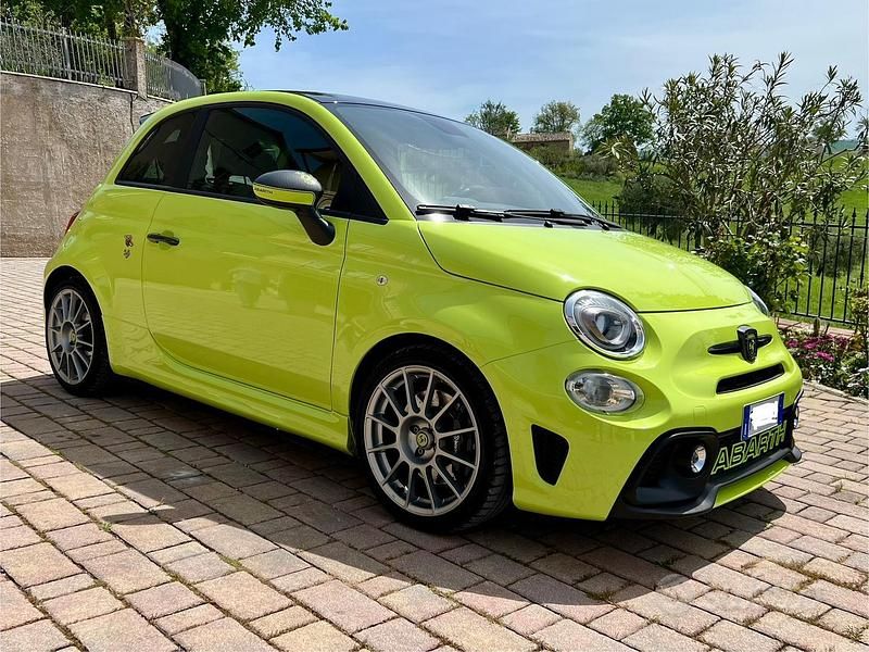 Verde Usata 2019 Abarth 595 Competizione Tre volumi | 19.500 € (Buon prezzo) - Immagine 1/4