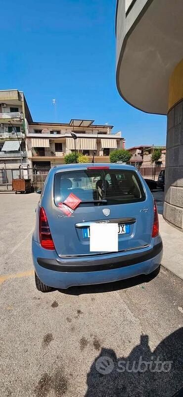 Usata Lancia Musa 90 CV (66 kW) 2006 Monovolume
