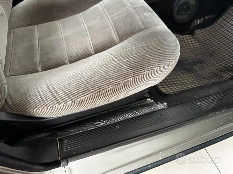 Usata Lancia Prisma 78 CV (57 kW) 1986 Oro Berlina