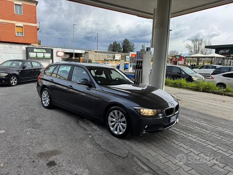 Usata BMW 318 2015 Grigio Station wagon
