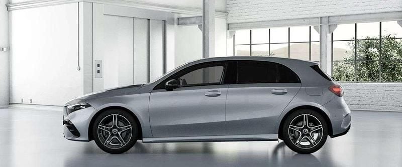 Nuova Mercedes A200 150 CV (110 kW) 2026 Argento hightech