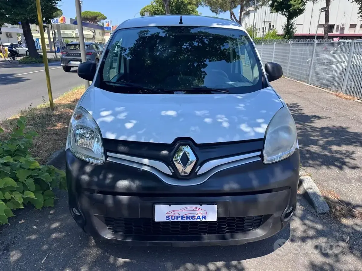 Usata Renault Kangoo 75 CV (55 kW) 2015 Bianco Monovolume